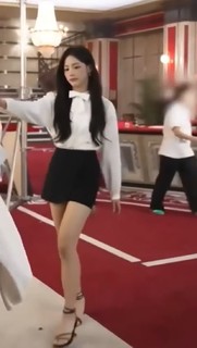 Minji Kim feet photo thumbnail