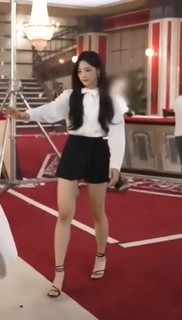 Minji Kim feet photo thumbnail