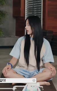 Minji Kim feet photo thumbnail