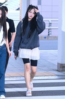 Minji Kim feet photo 6