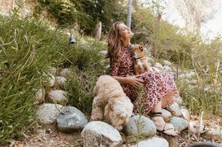 Minka Kelly feet photo thumbnail