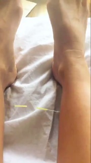 Minka Kelly feet photo thumbnail