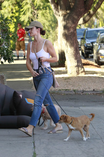 Minka Kelly feet photo thumbnail