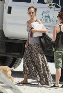 Minka Kelly feet photo thumbnail