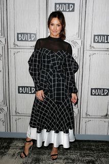 Minka Kelly feet photo thumbnail