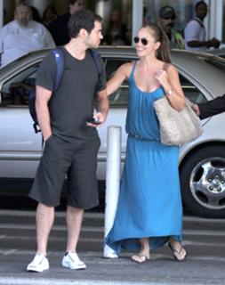 Minka Kelly feet photo thumbnail