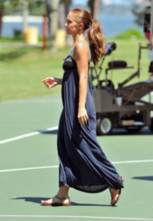 Minka Kelly feet photo thumbnail