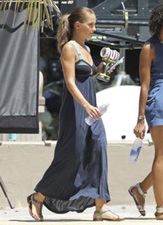 Minka Kelly feet photo thumbnail