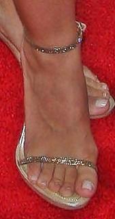 Minka Kelly feet photo thumbnail
