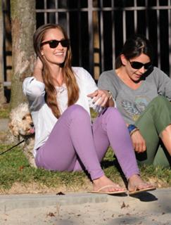 Minka Kelly feet photo thumbnail
