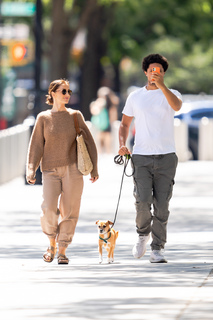 Minka Kelly feet photo thumbnail
