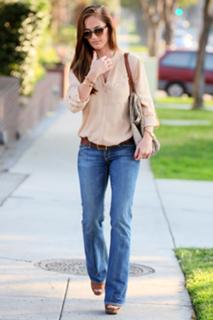 Minka Kelly feet photo thumbnail