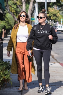 Minka Kelly feet photo thumbnail