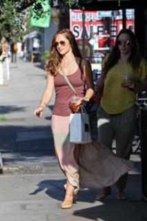Minka Kelly feet photo thumbnail
