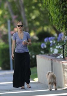 Minka Kelly feet photo thumbnail