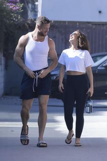 Minka Kelly feet photo thumbnail