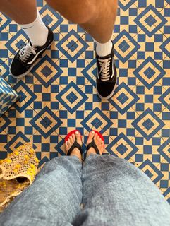 Minka Kelly feet photo thumbnail