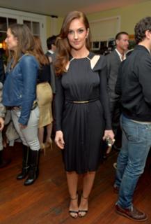Minka Kelly feet photo thumbnail