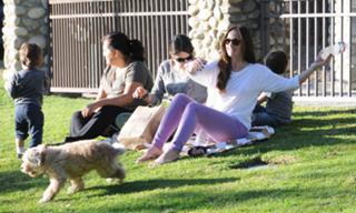 Minka Kelly feet photo thumbnail
