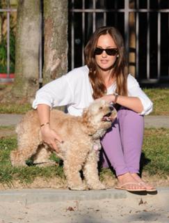 Minka Kelly feet photo thumbnail