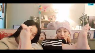 Minnie feet photo thumbnail