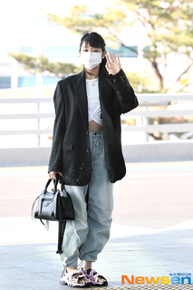 Minnie feet photo thumbnail