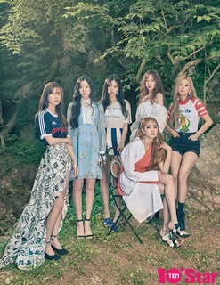 Minnie feet photo thumbnail