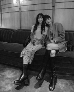 Minnie feet photo thumbnail