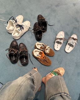 Minnie feet photo thumbnail