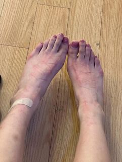 Minnie feet photo 10