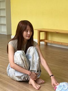 Minnie feet photo 1