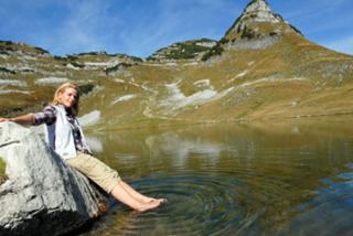Mira Bartuschek feet photo 7