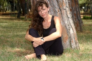 Mira Furlan feet photo 1