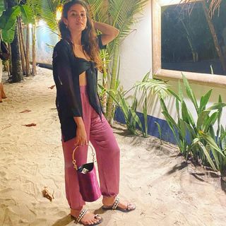 Mira Kapoor feet photo 20
