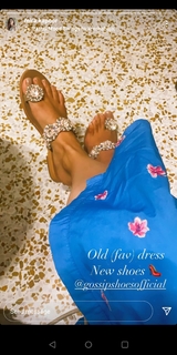 Mira Kapoor feet photo 15