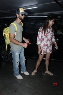 Mira Kapoor feet photo 9