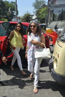 Mira Kapoor feet photo 18