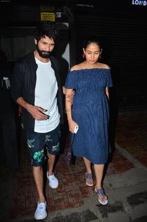 Mira Kapoor feet photo 17