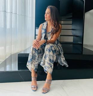 Mira Kapoor feet photo 8