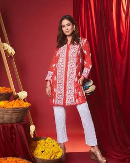 Mira Kapoor feet photo 5