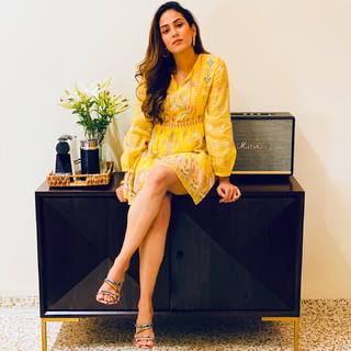 Mira Kapoor feet photo 6