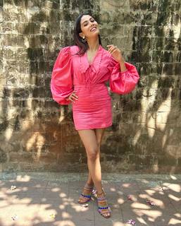Mira Kapoor feet photo 3