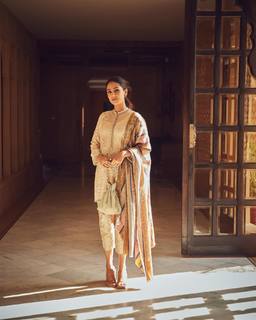 Mira Kapoor feet photo 2