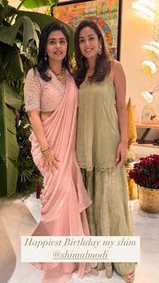 Mira Kapoor feet photo 19