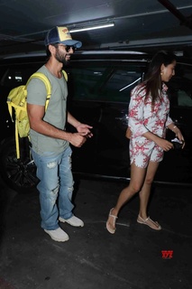 Mira Kapoor feet photo 18