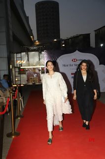 Mira Kapoor feet photo 14
