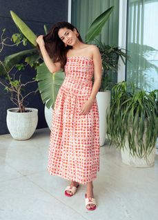 Mira Kapoor feet photo 10