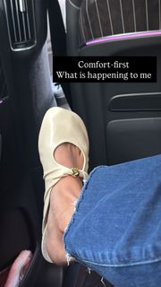 Mira Kapoor feet photo 12