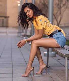 Mira Patel feet photo 13
