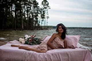 Mira Patel feet photo 20
